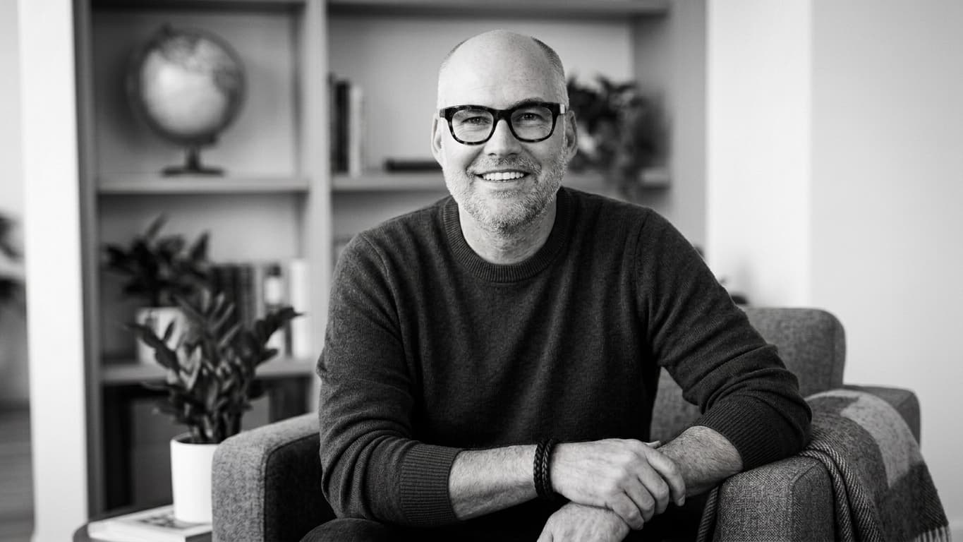 Professional portrait of Douglas Montanus
